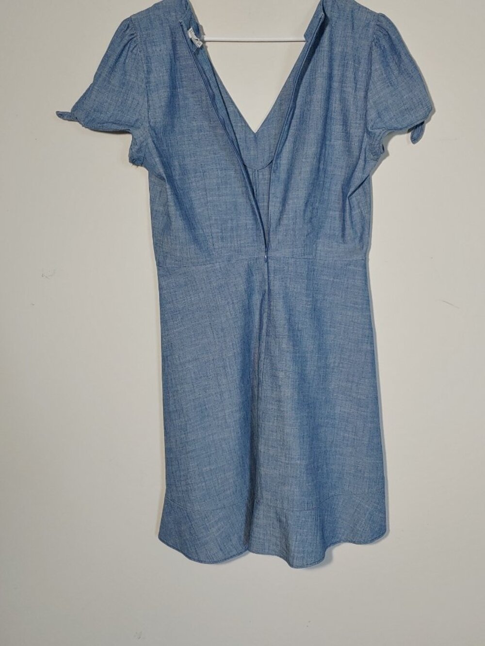 J. CREW CHAMBRAY FAUX WRAP RUFFLED A-LINE SHORT SLEEVE MINI DRESS size 8 BLUE - Picture 7 of 7